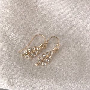 Leaf earrings